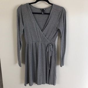Gray top/dress
